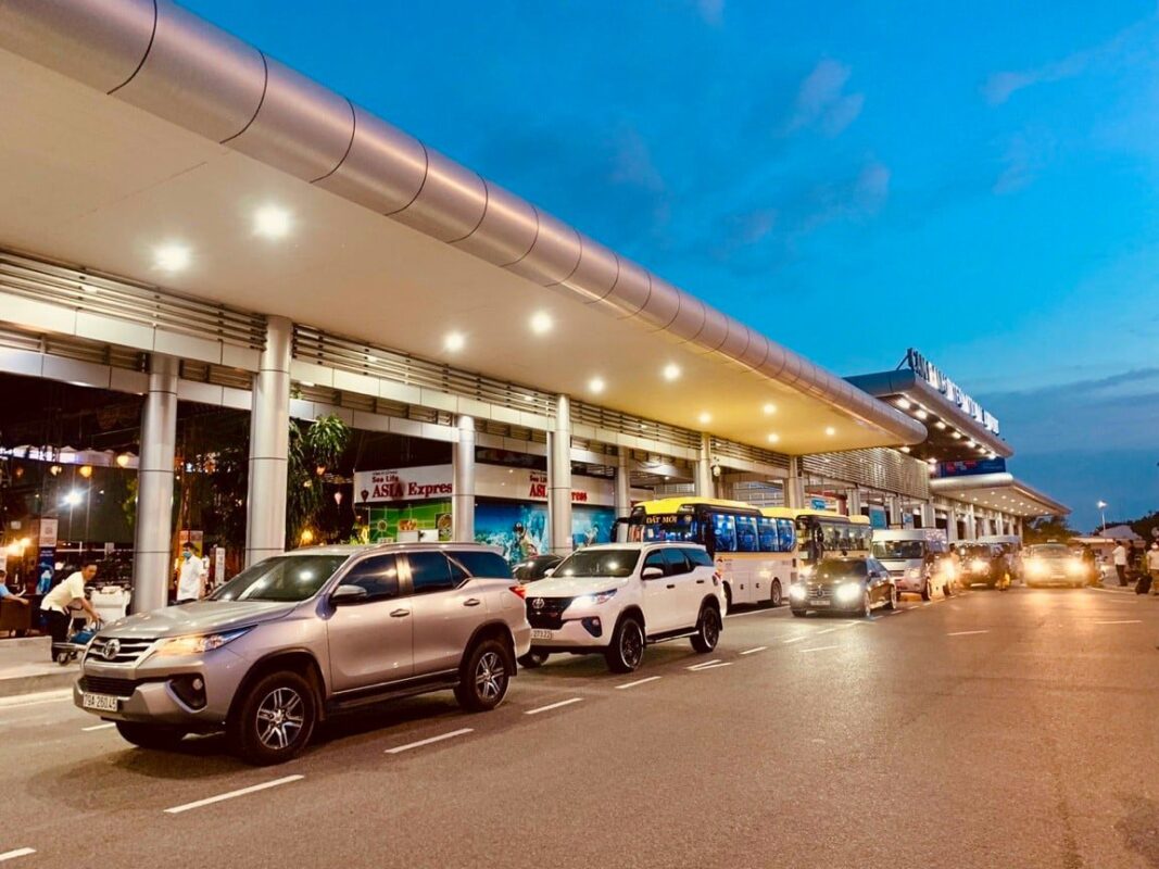 Kinh nghiệm thuê xe đi sân bay Nội Bài tiết kiệm chi phí