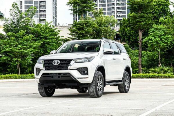 Ưu điểm nổi bật của dịch vụ thuê xe tự lái
