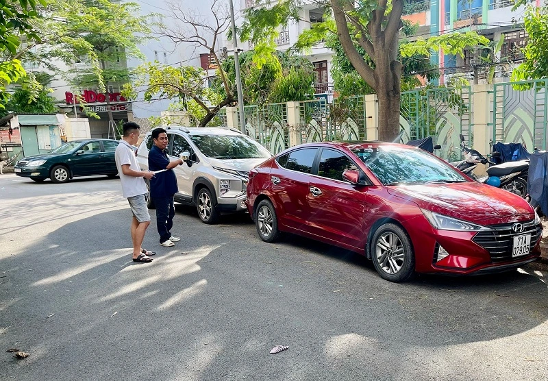 Thời Đại Mới cho thuê xe 5 chỗ có lái xe đi du lịch Hà Nội - Tam Đảo