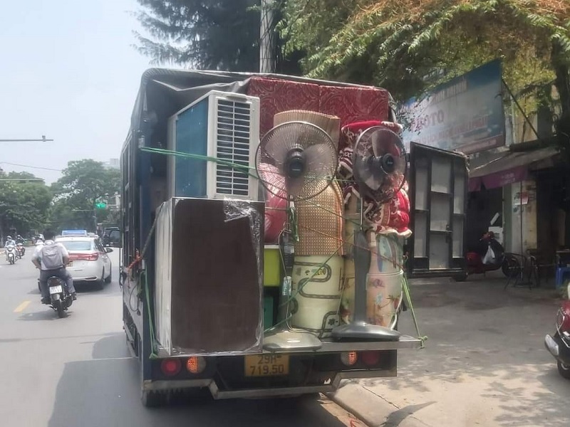 Tìm kiếm dịch vụ thuê xe tải chuyển nhà giá tốt tại Hà Nội