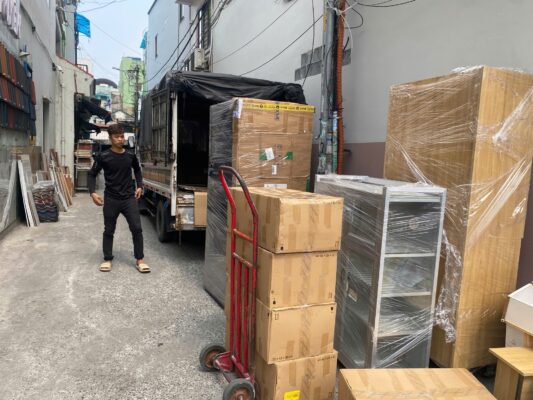 Cách lựa chọn thuê xe tải chuyển nhà phù hợp với nhu cầu mới nhất 2025